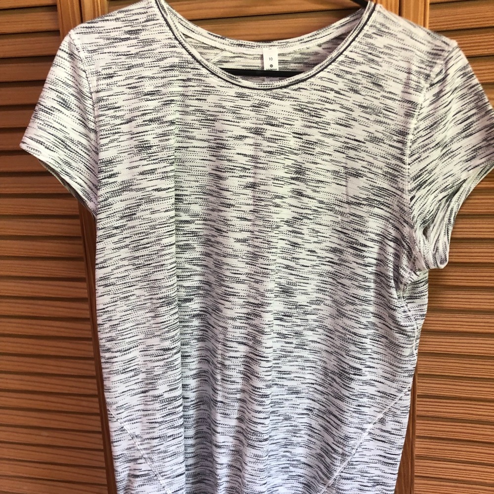Lululemon Short Sleeve